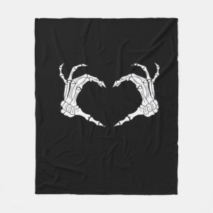Skeleton Heart Hands Classic Fleecedecke