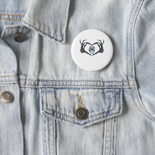 Skeleton Heart Hands Klassisches Design zu Hallowe Button (Beispiel)