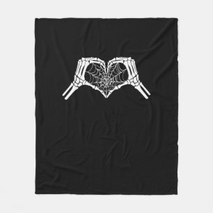 Skeleton Heart Hands Spiderweb Halloween Spooky Wo Fleecedecke