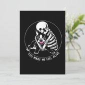 SKELETON HUG BOSTON TERRIER, SIE MACHEN MICH LEBEN ANKÜNDIGUNG (Stehend Vorderseite)