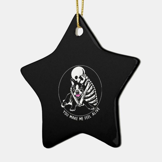 SKELETON HUG BOSTON TERRIER, SIE MACHEN MICH LEBEN KERAMIK ORNAMENT (Links)