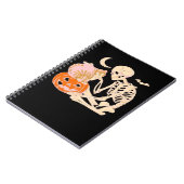 Skeleton Hugging Cat Halloween Cat Lover Cat Class Notizblock (Linke Seite)