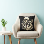 Skeleton Hugging Dog Halloween German Shepherd Kissen (Stuhl )