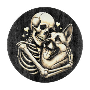 Skeleton Hugging Dog Halloween German Shepherd Schneidebrett