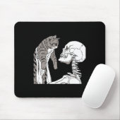 Skeleton mit einem katzenartigen Halloween-Kostüm Mousepad (Mit Mouse)