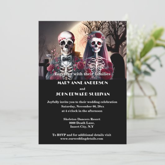 Skeleton-Pflaume Einladung (Stehend Vorderseite)