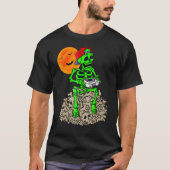 Skeleton Playing Games On Bones Gameboy Skull Pump T-Shirt (Vorderseite)