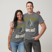 Skeleton Punk Rock Gardener Halloween Gardening T-Shirt (Unisex)