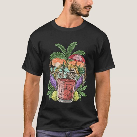 Skeleton Relaxing On Tropical Beach Beer Drinking T-Shirt (Vorderseite)