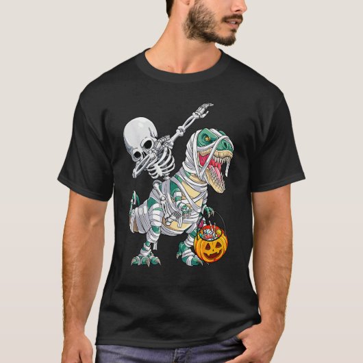 Skeleton Riding Mummy Dinosaur Rex Halloween Pump T-Shirt (Vorderseite)