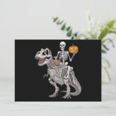 Skeleton Riding Mummy Dinosaur T rex Halloween Einladung (Stehend Vorderseite)