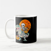 Skeleton Riding Mummy Dinosaur T Rex Halloween Spa Kaffeetasse (Links)