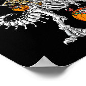 Skeleton Riding Mummy Dinosaur T Rex Halloween Spa Poster (Ecke)