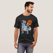 Skeleton Riding Mummy Dinosaur T Rex Halloween Spa T-Shirt (Vorne ganz)