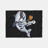 Skeleton Riding Mummy Orca Halloween Candy Whale Fleecedecke (Vorderseite (Horizontal))