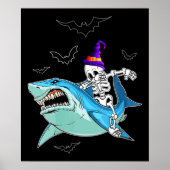 Skeleton Riding Shark Funny - Crazy Halloween Gesc Poster (Vorne)