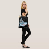 Skeleton Riding Shark Funny Halloween Geschenke Tasche (Am Model)