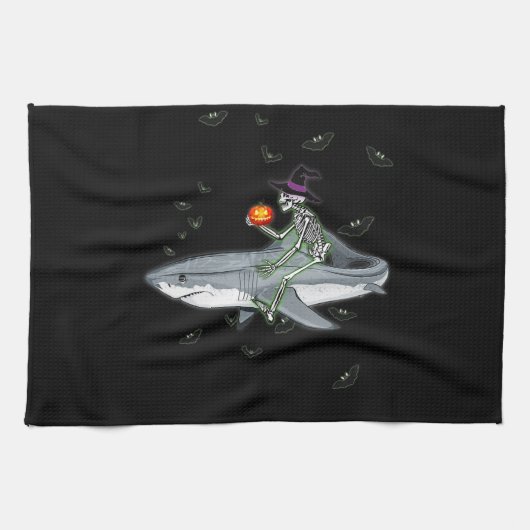 Skeleton Riding Shark - Funny Halloween Shark Gesc Geschirrtuch (Horizontal)