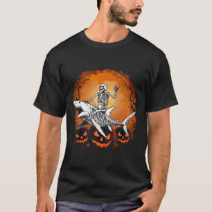 Skeleton Riding Shark Lazy Halloween Anzug Funny T-Shirt