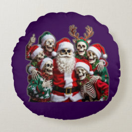 Skeleton Santa Christmas Group Photo – Festive 3D  Rundes Kissen