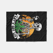 Skeleton Stoner Rauchen Unkraut Lit Hallowe Fleecedecke (Vorderseite (Horizontal))