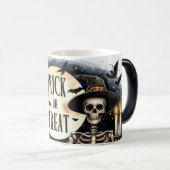Skeleton Trick oder Treat Morph Tasse (VorderseiteRechts)