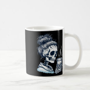 Skeleton trinken Kaffee Messy Bun Frauen Halloween Kaffeetasse