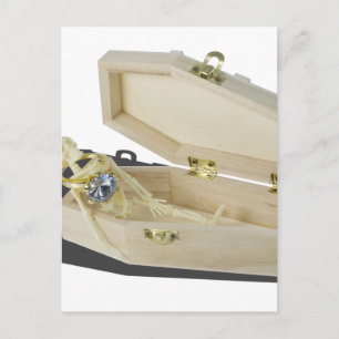 SkeletonEngagementRingCoffin070515 Ankündigungspostkarte