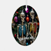 Skeletongs und farbenfrohe Ornamente Weihnachten (Vorderseite Rechts)