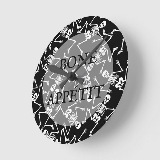 Skeletons BONE APPÉTIT Runde Wanduhr (Winkel)