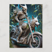 Skelett auf einem Chopper mit Wolfskopf Postkarte (Vorderseite)