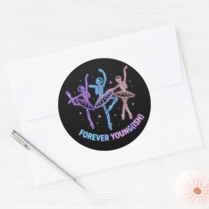 Skelett-Ballerina-Geburtstag Forever Young Ish  Runder Aufkleber