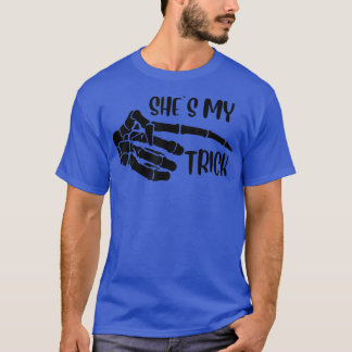 Skelett-Hand Sie ist mein Trick Halloween passende T-Shirt