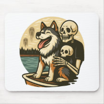 Skelett mit Hund auf einem gespenstischen See Horr