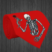 Skelett mit Rose Krawatte