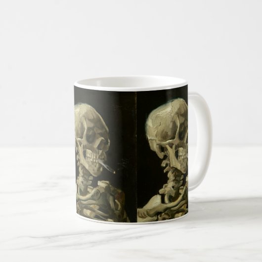 Skelett mit Zigarette durch Van Gogh Kaffeetasse (VorderseiteRechts)