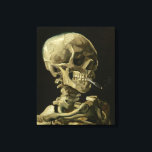 Skelett mit Zigarette von Van Gogh Leinwanddruck<br><div class="desc">Vincent Willem van Gogh war ein postimpressionistischer Maler holländischer Herkunft, dessen Werk - bemerkenswert für seine raue Schönheit, emotionale Ehrlichkeit und seine kühne Farbe - weit reichenden Einfluss auf die Kunst des 20. Jahrhunderts hatte. Nach Jahren schmerzhafter Angst und häufiger psychischer Erkrankungen starb er 37 Jahre an einer Schussverletzung, die...</div>