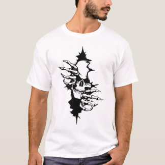 Skelett reißt durch T-Shirt
