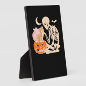 Skelett umarmt KatzenHalloween Katzenkatze-Katze-K Fotoplatte (Seite)