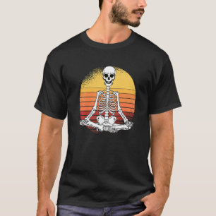 Skelett Yoga Faules Halloween-Kostüm Retro Meditat T-Shirt