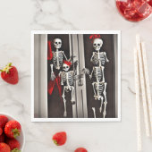 Skelette an der Tür - Servietten für das Mittagess (Beispiel)