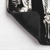 Skelette hören kein Übel, sehen kein Übel, Mousepad (Ecke)