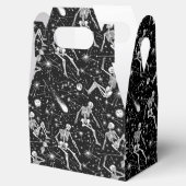 Skelette im Weltraumhintergrund Geschenkschachtel (Geöffnet)