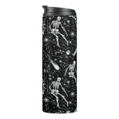 Skelette im Weltraumhintergrund Thermosbecher (Nach rechts gedreht)