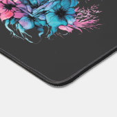 Skelette in Liebe. Ein Strauß Blume. Schreibtischunterlage (Ecke)