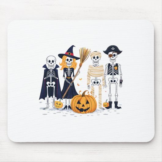 Skelette und Freunde in Kostümen Herbstsaison Mousepad (Vorne)