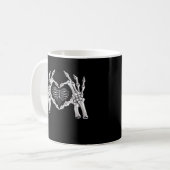 Skeletter Ribs Hand Heart Sign Kaffeetasse (Vorderseite Links)