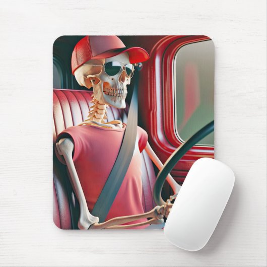 Skelettfahrt mit einem roten LKW Mousepad (Mit Mouse)