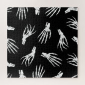 Skeletthand: Halloweenknochenmuster. Puzzle (Horizontal)