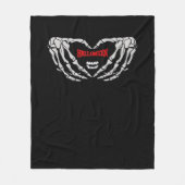 Skeletthandschuhe falten sich in einem Herzen. Fun Fleecedecke (Vorderseite)